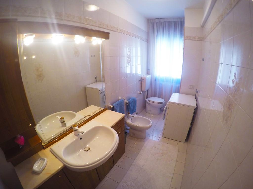 Caorle Economy Apartments Rum bild